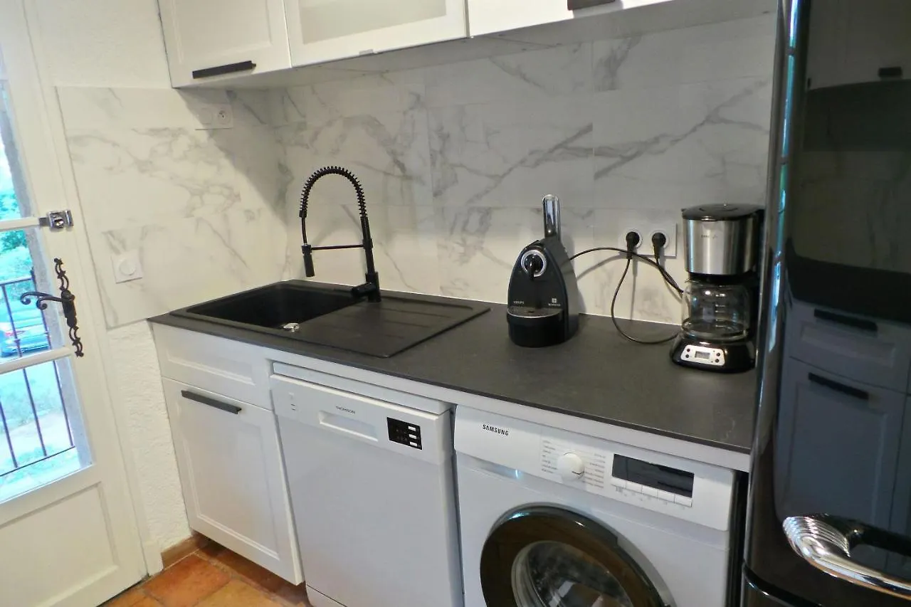 Le Castillon A 10 Les Issambres Apartment