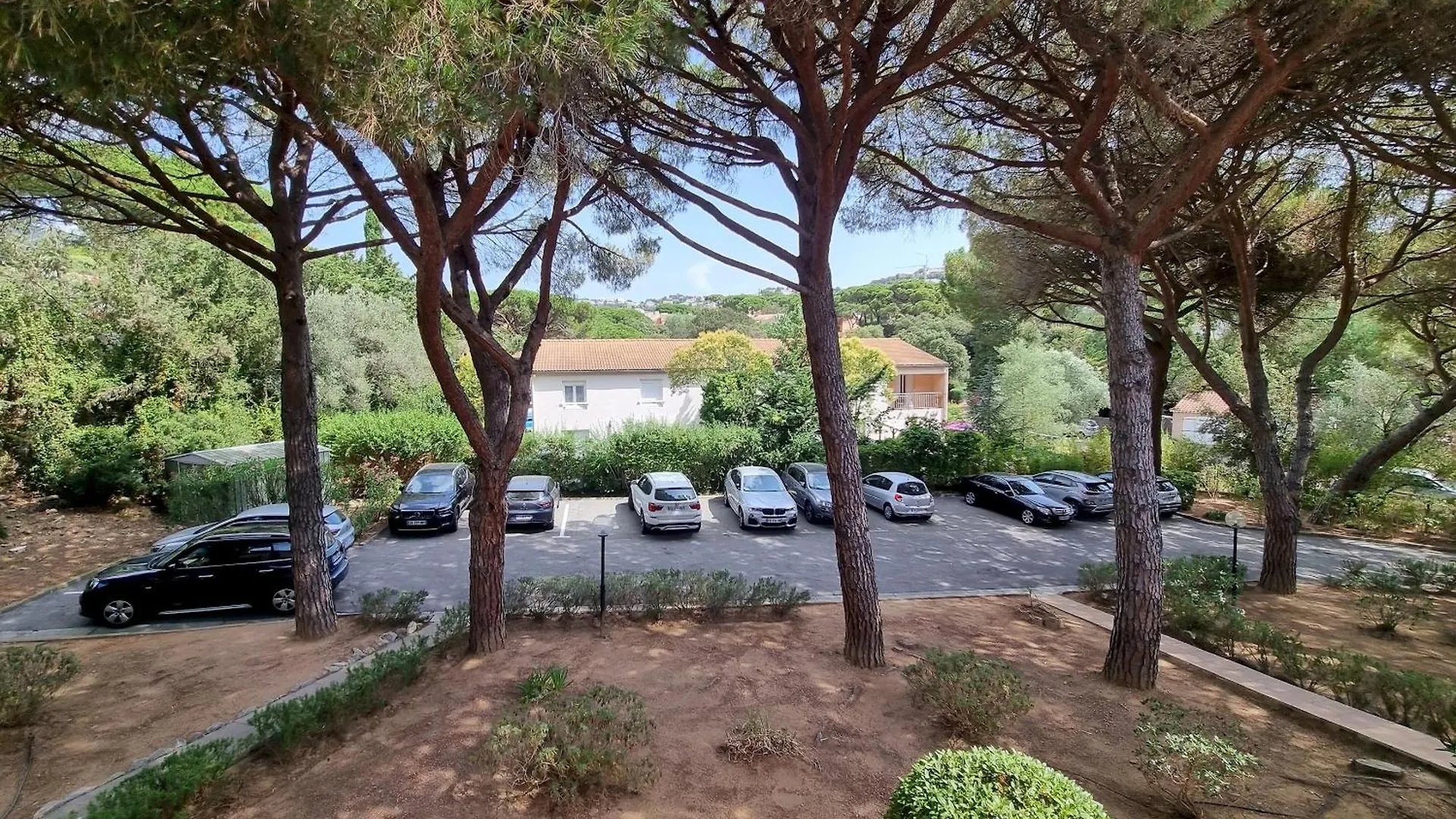 Le Castillon A 10 Les Issambres